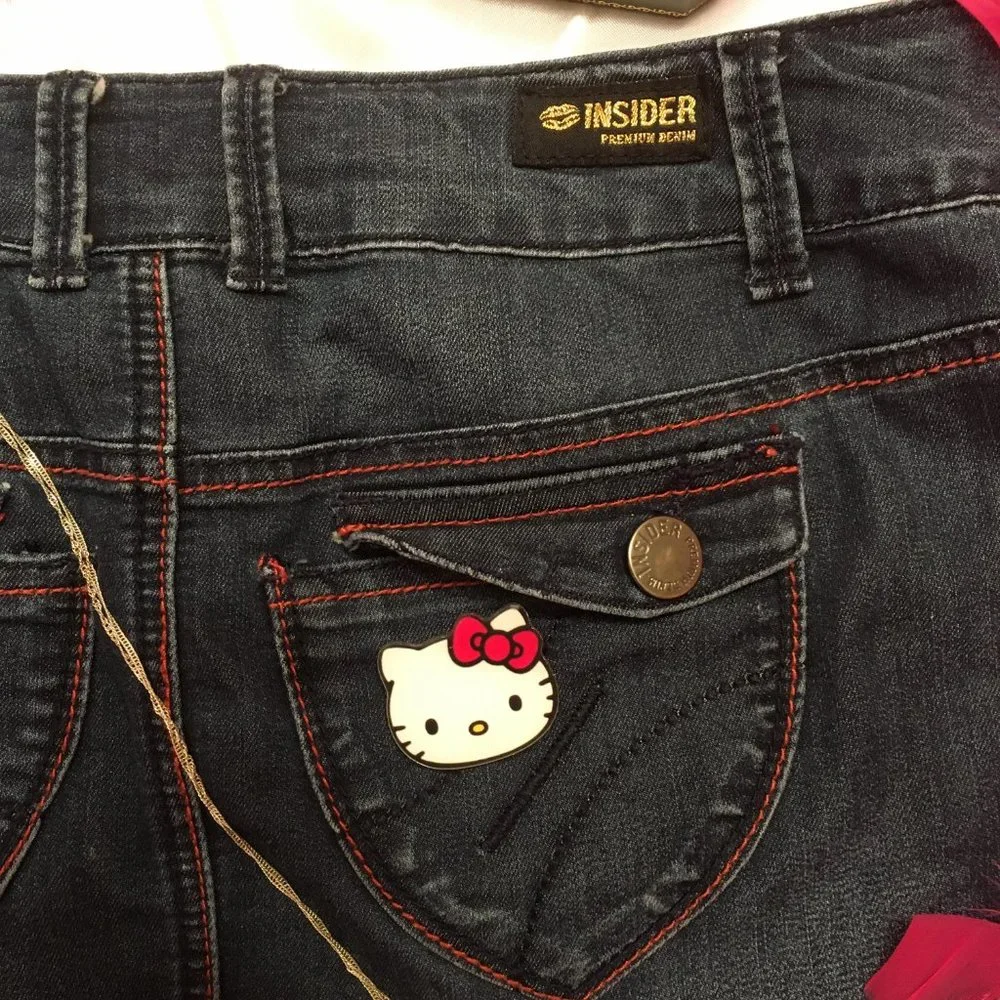 ADORABLE vintage custom hello kitty skirt and matching necklace! - Picture 10 of 14